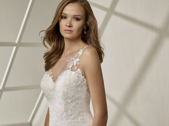 Robe-de-mariee-Divina-Sposa-19213-3 Robe-de-mariee-Divina-Sposa-19213-3