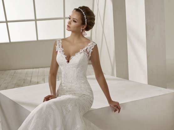 Robe-de-mariee-Divina-Sposa-19215-3 Robe-de-mariee-Divina-Sposa-19215-3
