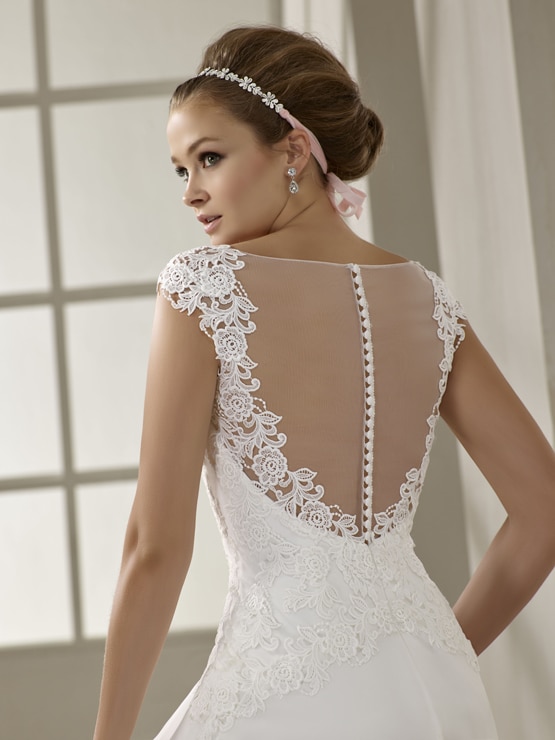 Robe-de-mariee-Divina-Sposa-19220-3 Robe-de-mariee-Divina-Sposa-19220-3