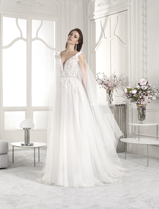 Robe de mariée Demetrios 817