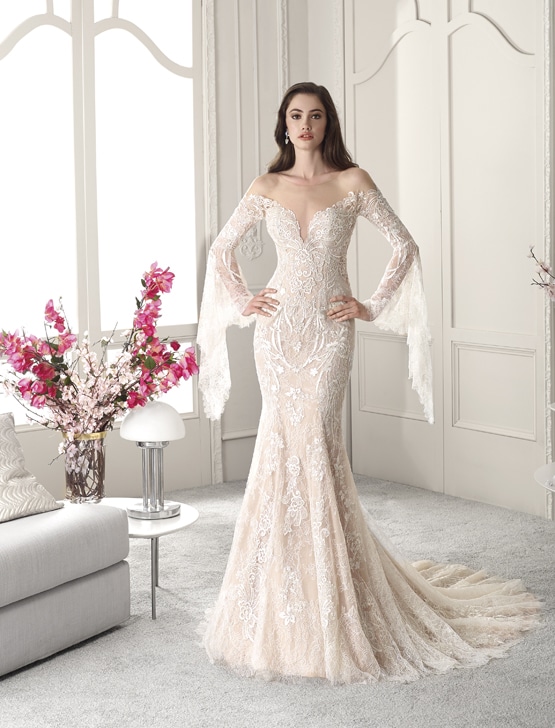 Robe de mariée Demetrios 823