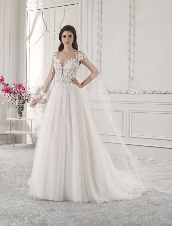Robe de mariée Demetrios 827