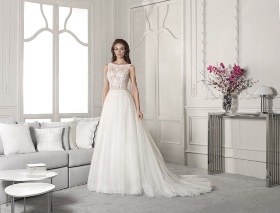 Robe de mariée Demetrios 829