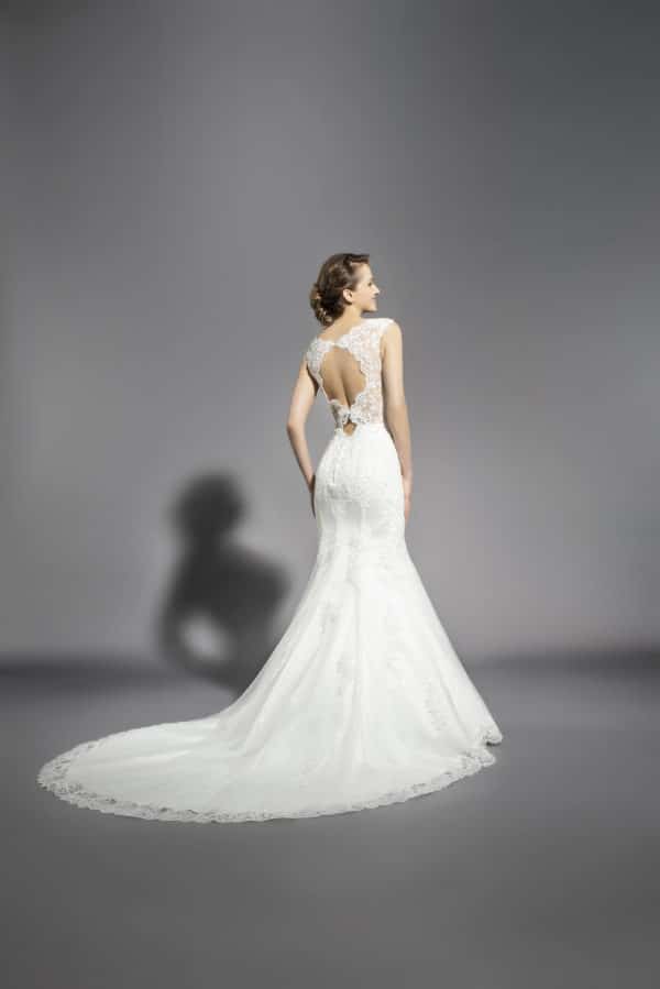 robe-de-mariee-lyne-mariage-cannes-couture-nuptiale-Maden-dos robe-de-mariee-lyne-mariage-cannes-couture-nuptiale-Maden-dos