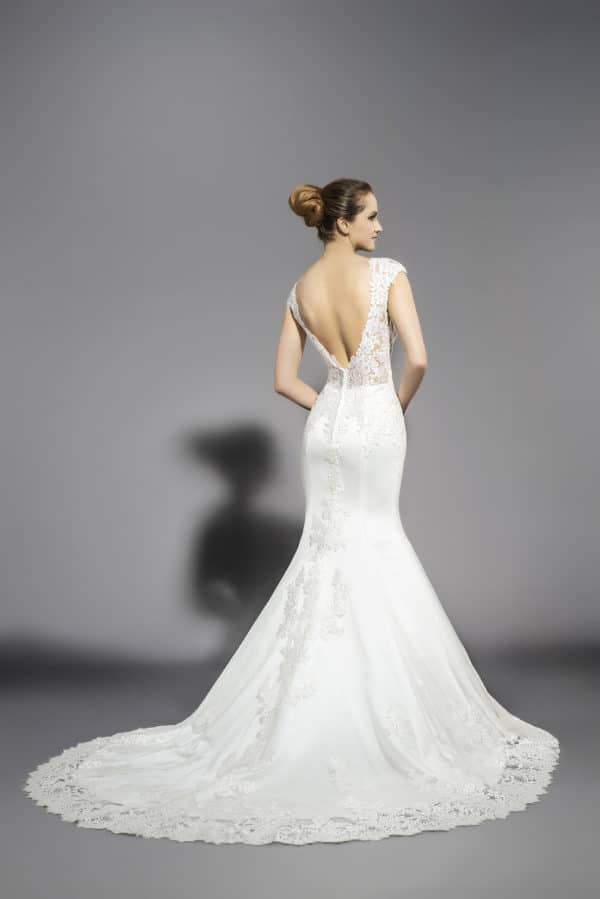 robe-de-mariee-lyne-mariage-cannes-couture-nuptiale-Maely-dos robe-de-mariee-lyne-mariage-cannes-couture-nuptiale-Maely-dos