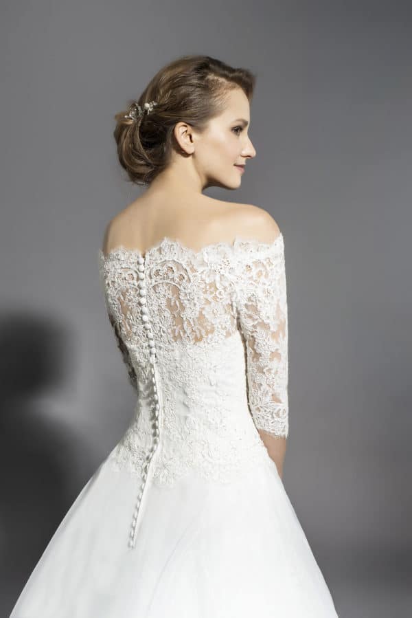 robe-de-mariee-lyne-mariage-cannes-couture-nuptiale-Mafalda-dos robe-de-mariee-lyne-mariage-cannes-couture-nuptiale-Mafalda-dos