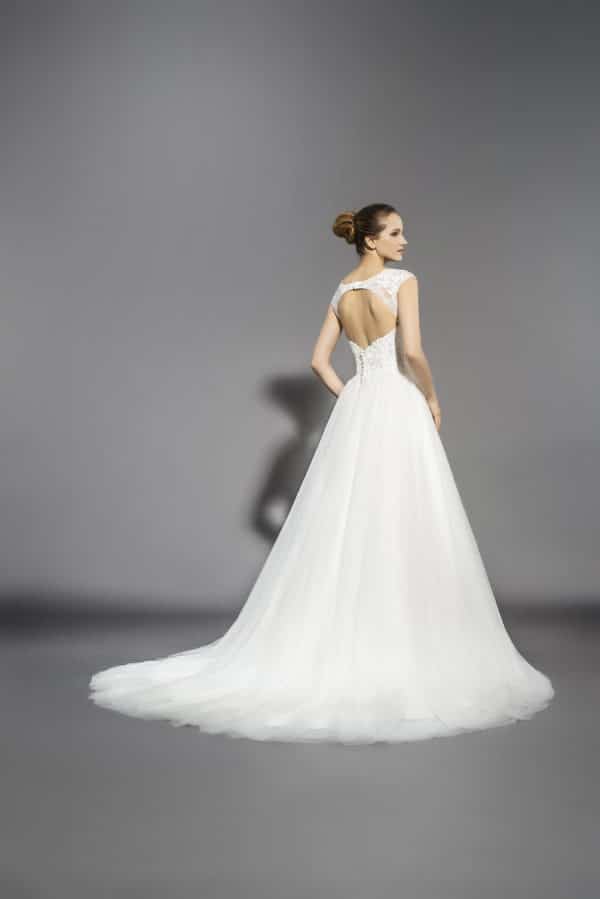 robe-de-mariee-lyne-mariage-cannes-couture-nuptiale-Pearl-dos robe-de-mariee-lyne-mariage-cannes-couture-nuptiale-Pearl-dos