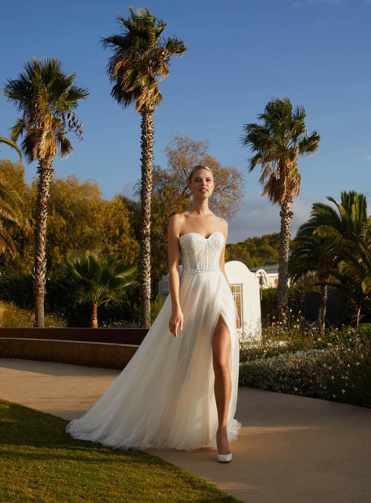 robe-de-mariee-cosmobella-8113-1