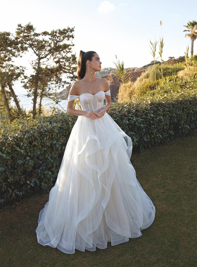 robe-de-mariee-cosmobella-8129-1