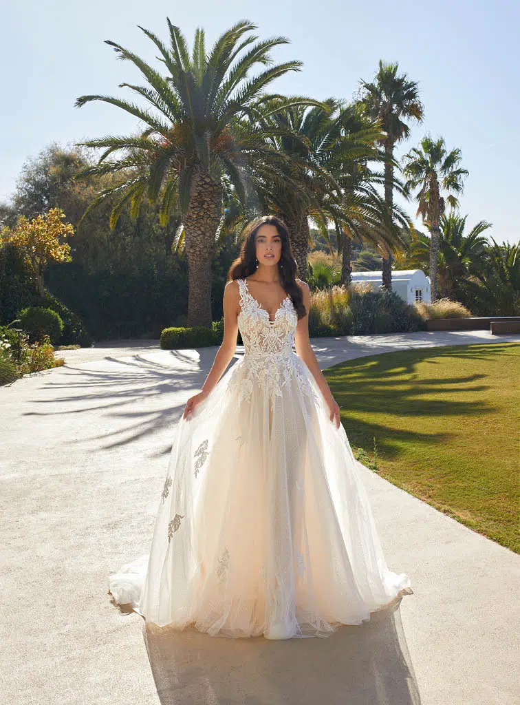 robe-de-mariee-cosmobella-8135-1