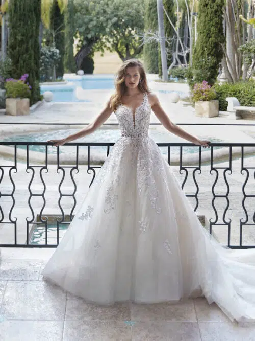 robe-de-mariee-demetrios-1181-1