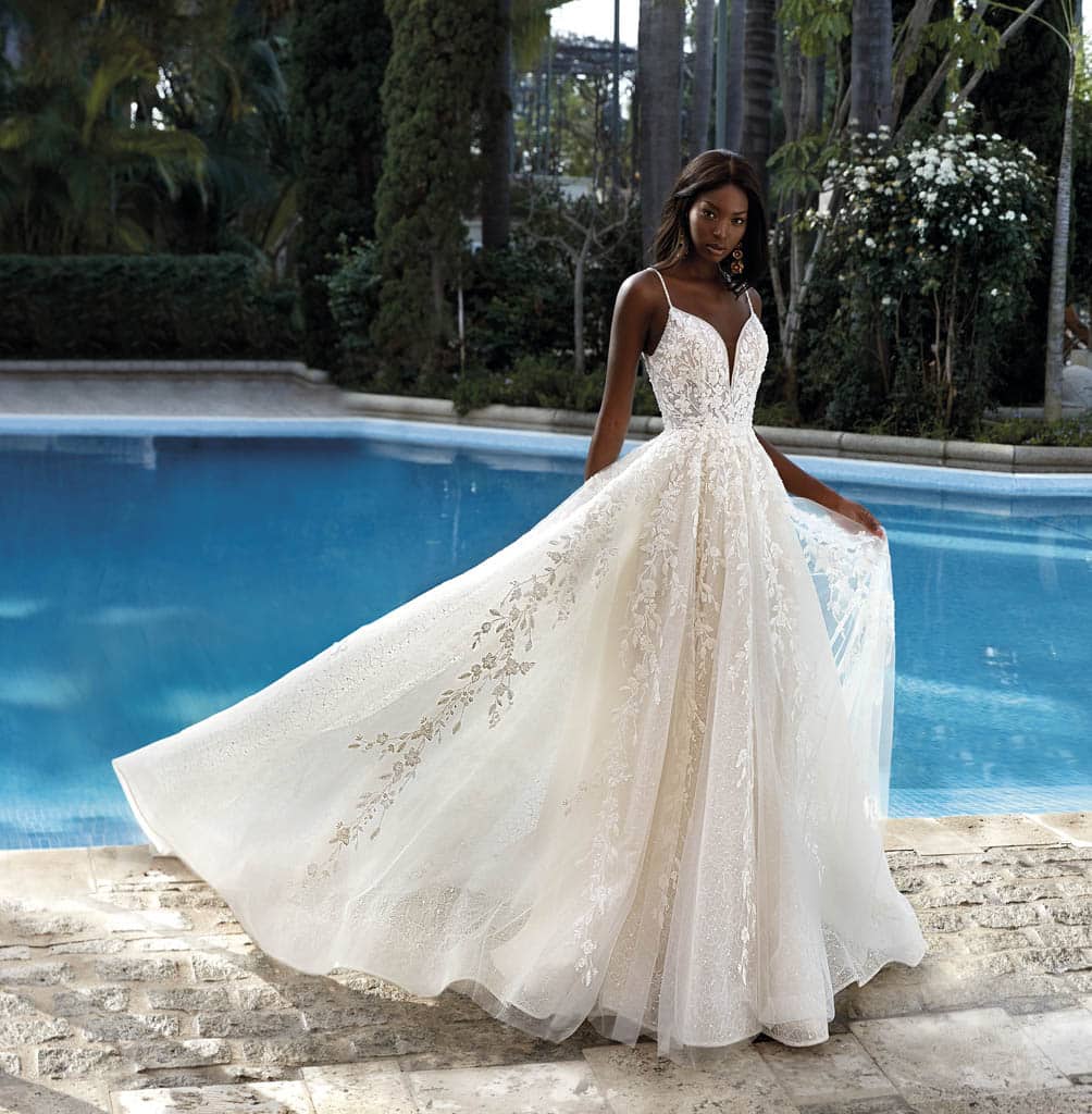 robe-de-mariee-demetrios-1199-1