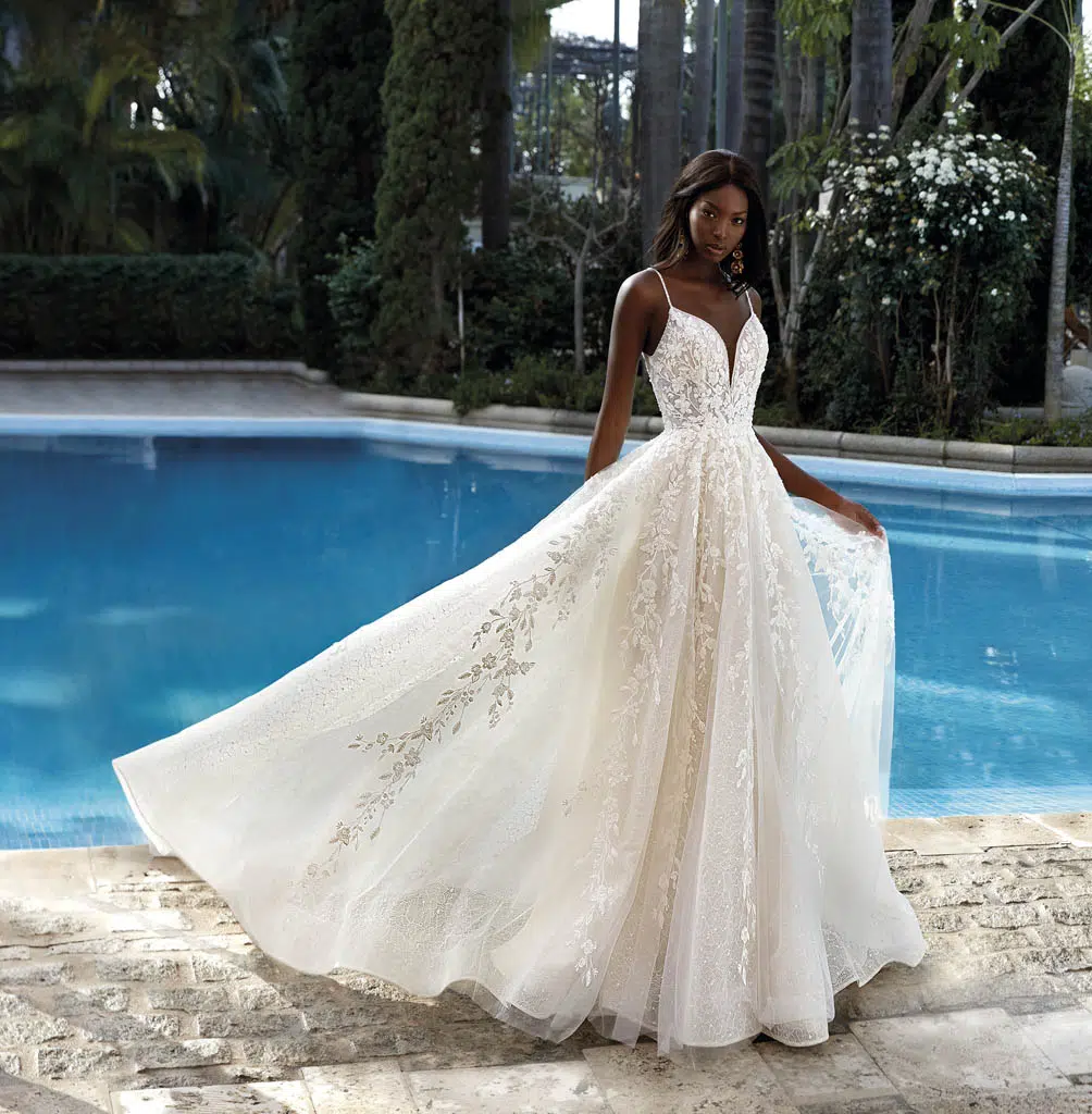 robe-de-mariee-demetrios-1199-1