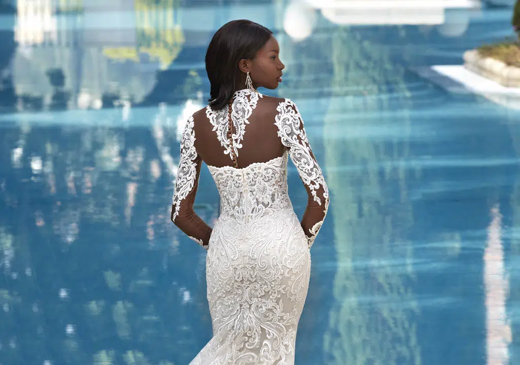 robe-de-mariee-demetrios-1203-1
