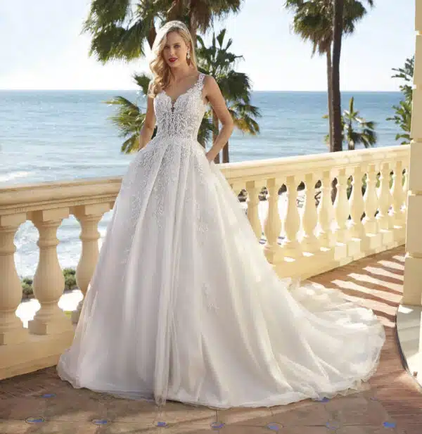 robe de mariee demetrios 1226 2
