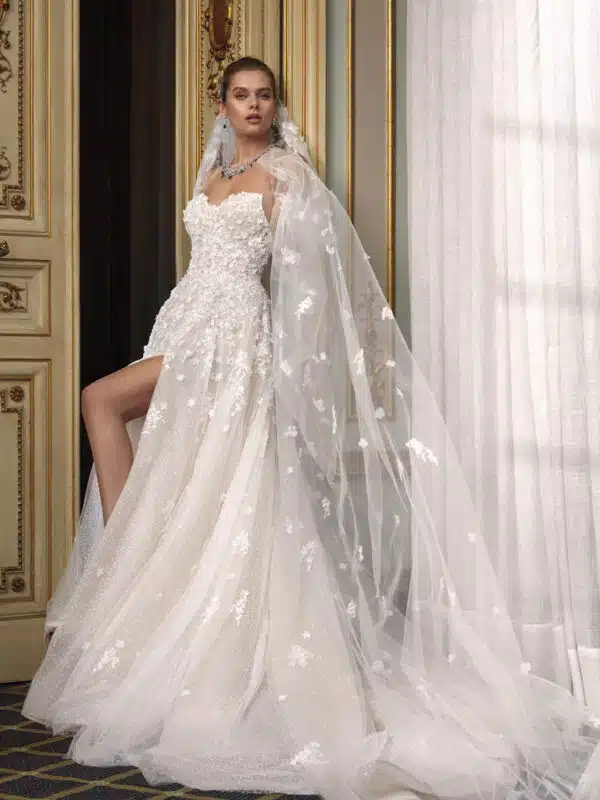 robe de mariee demetrios platinium 484 2