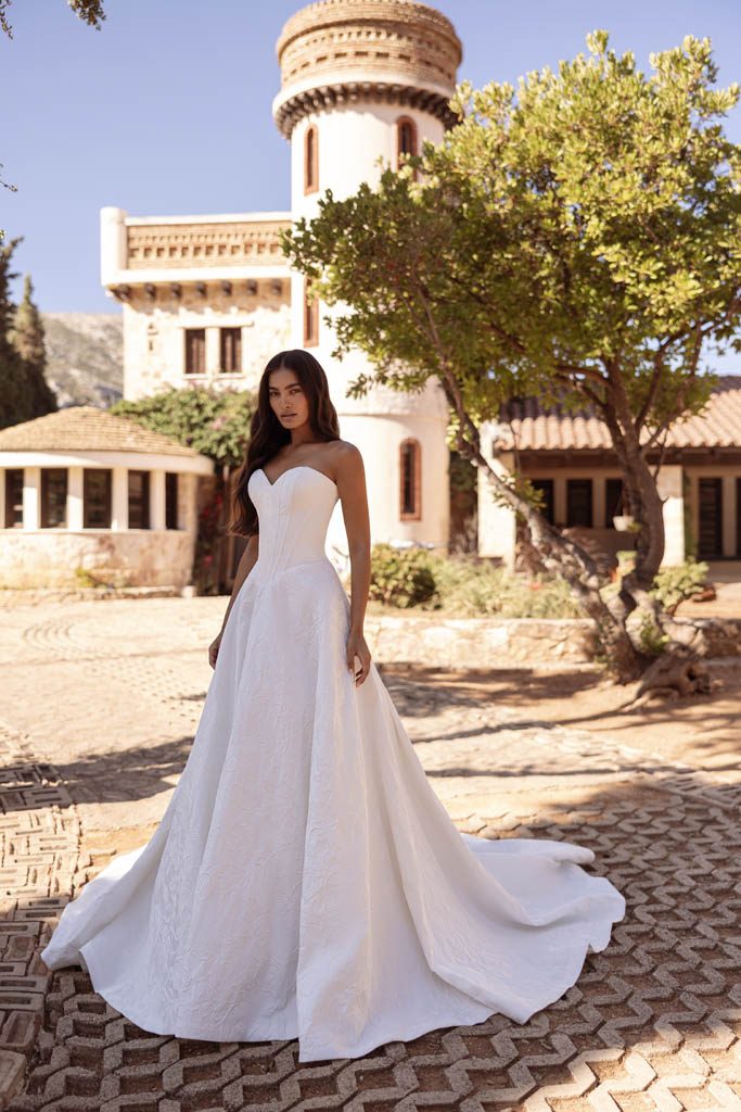 robe de mariee cosmobella 8283 1 Robe de mariée COSMOBELLA 8283 - vue 1