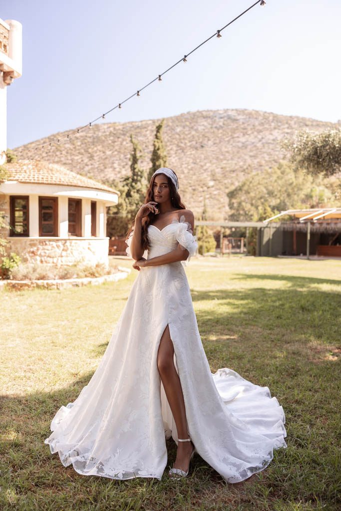 robe de mariee cosmobella 8285 1 Robe de mariée COSMOBELLA 8285 - vue 1