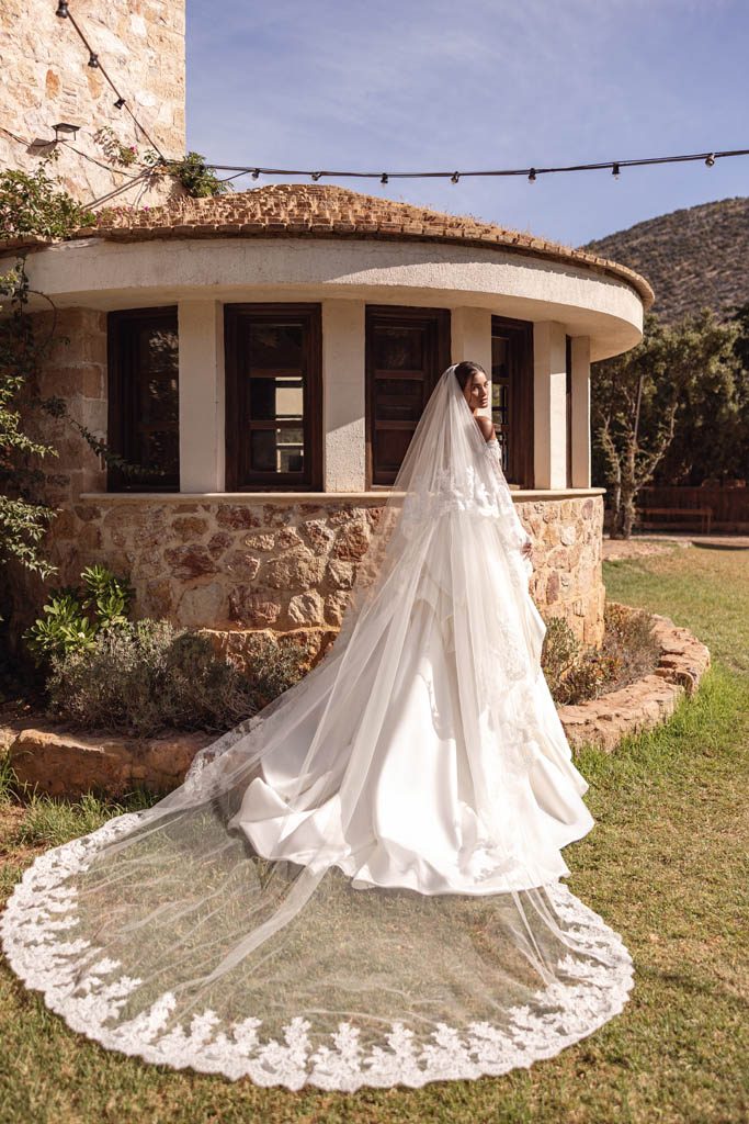 robe de mariee cosmobella 8304 3 Robe de mariée COSMOBELLA 8304 - vue 3